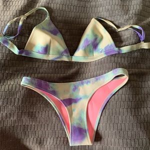 Triangl bikini